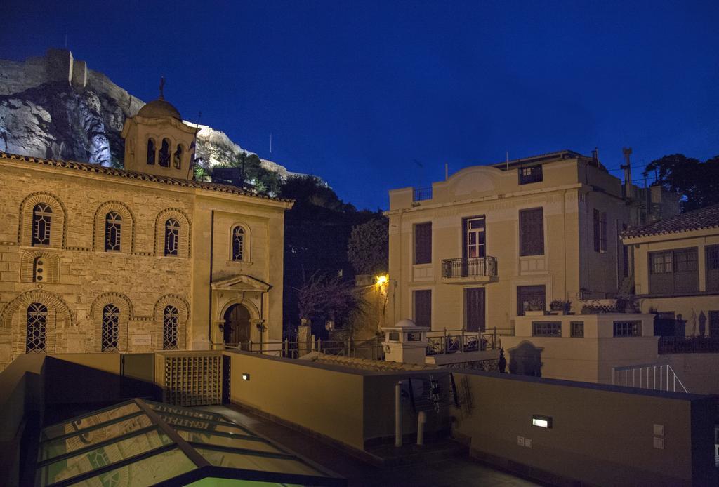 Tripodon Plaka In The Shade Of Acropolis By Ghh Villa Aten Exteriör bild